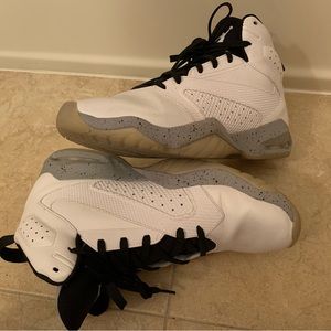 Air Jordan retro men’s size 13